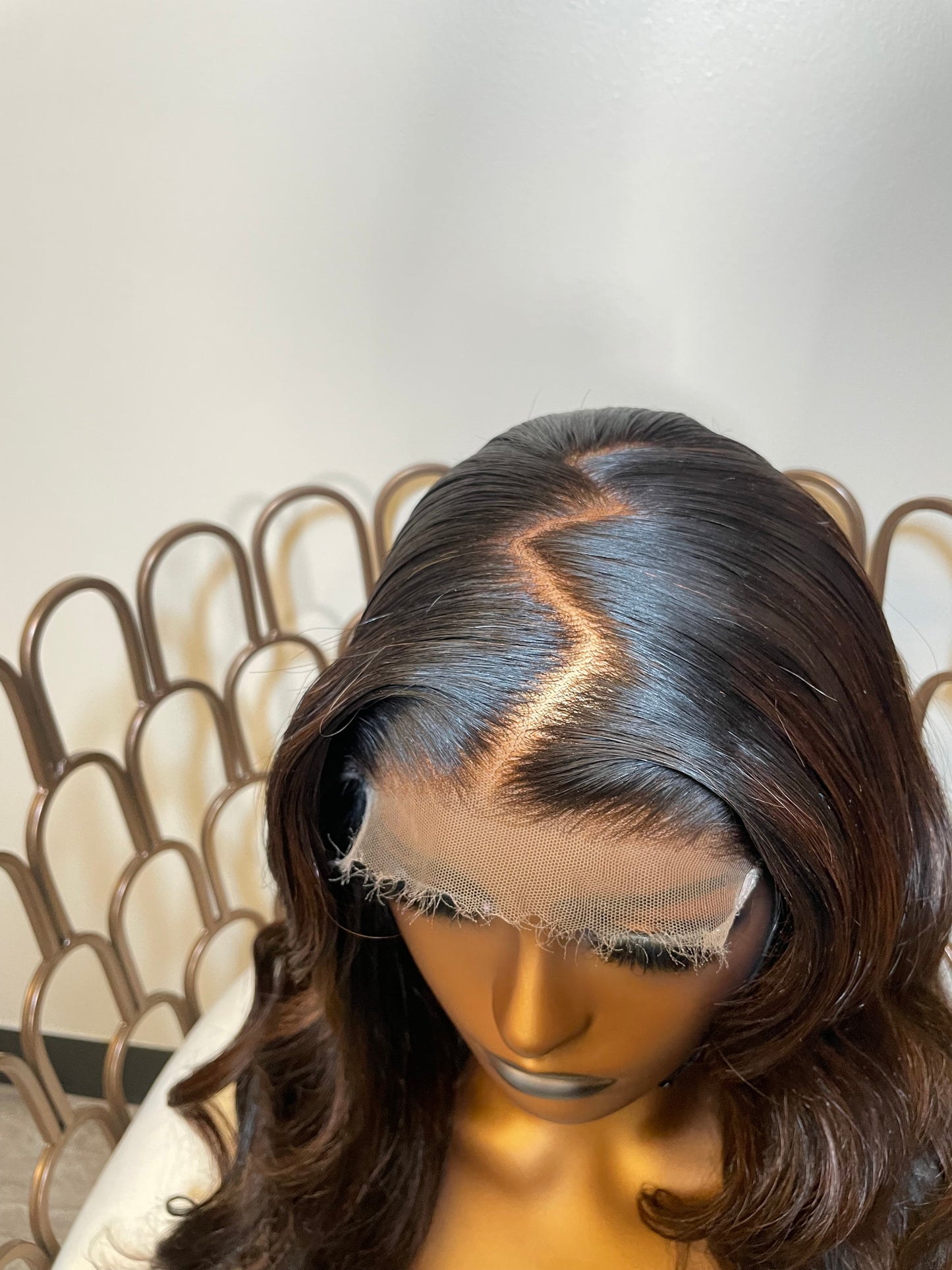 Ciara wig 20” 6x6 hd lace closure glue-less